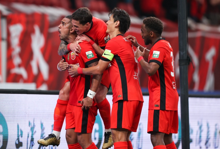 开云体育-海港全队结束多哈冬训返回国内，热身赛两战泽尼特共丢10球